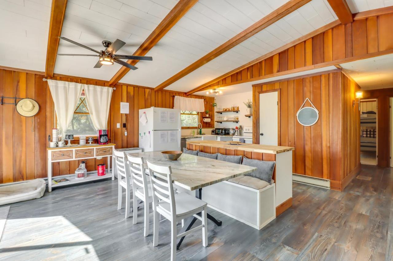 Long Pond Lakefront Poconos Vacation Rental With Swim Dock! מראה חיצוני תמונה