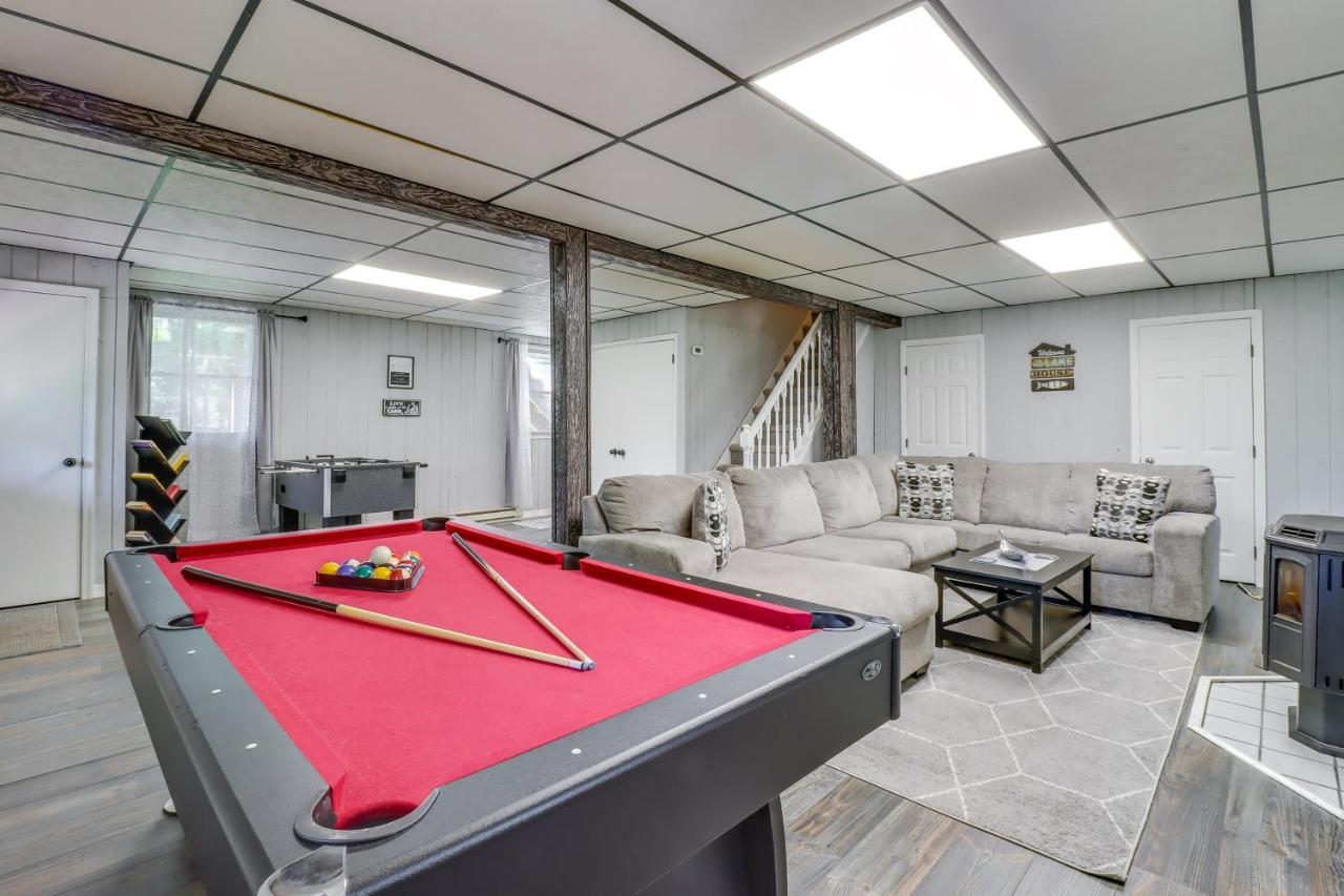 Long Pond Lakefront Poconos Vacation Rental With Swim Dock! מראה חיצוני תמונה