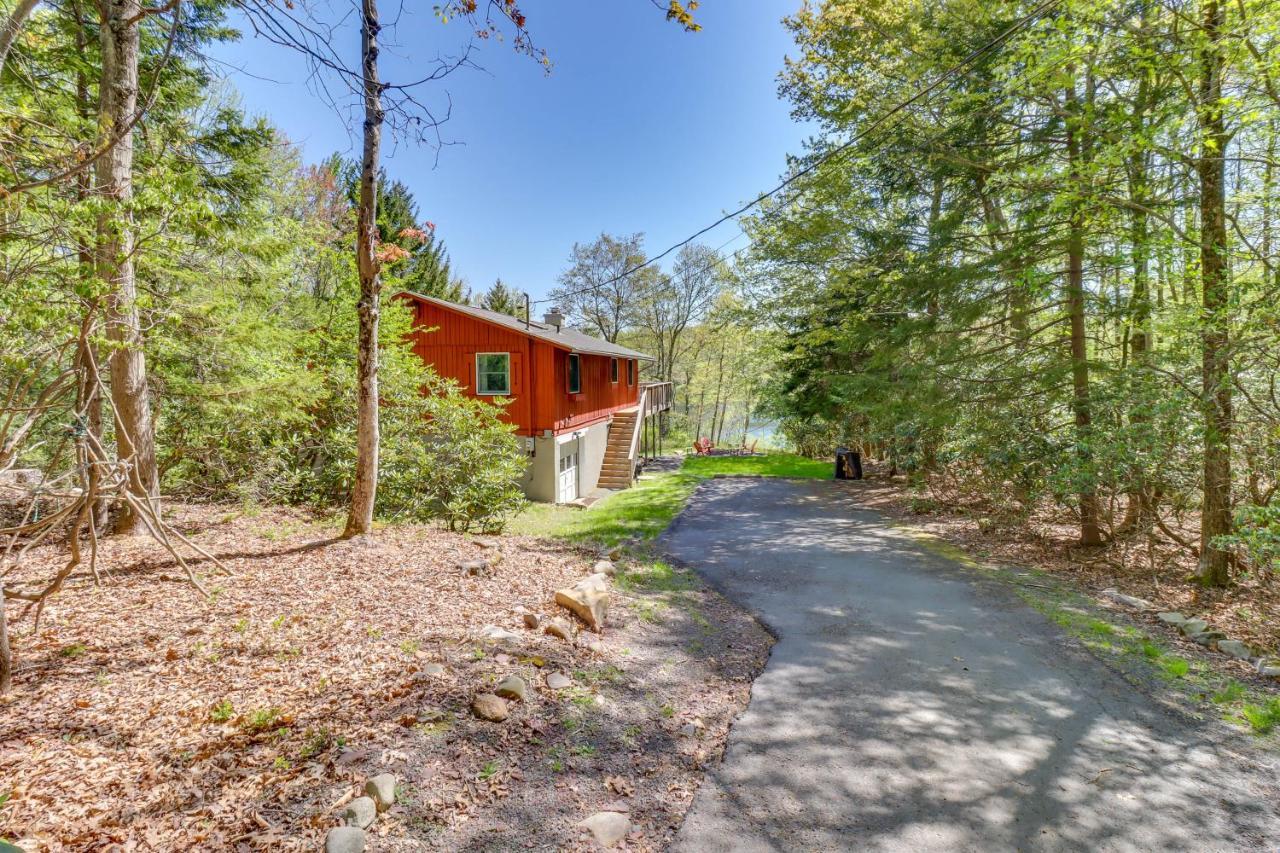 Long Pond Lakefront Poconos Vacation Rental With Swim Dock! מראה חיצוני תמונה