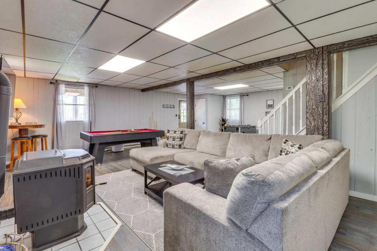 Long Pond Lakefront Poconos Vacation Rental With Swim Dock! מראה חיצוני תמונה